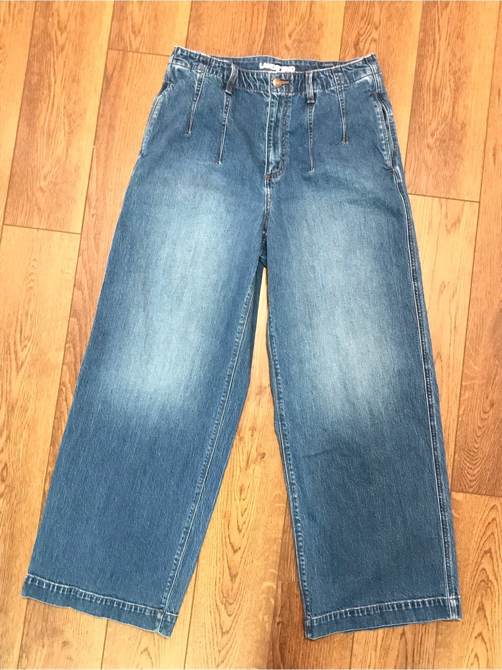 Lands' End Women’s Relaxed Wide-Leg Jeans Size 12 - Picture 6 of 12